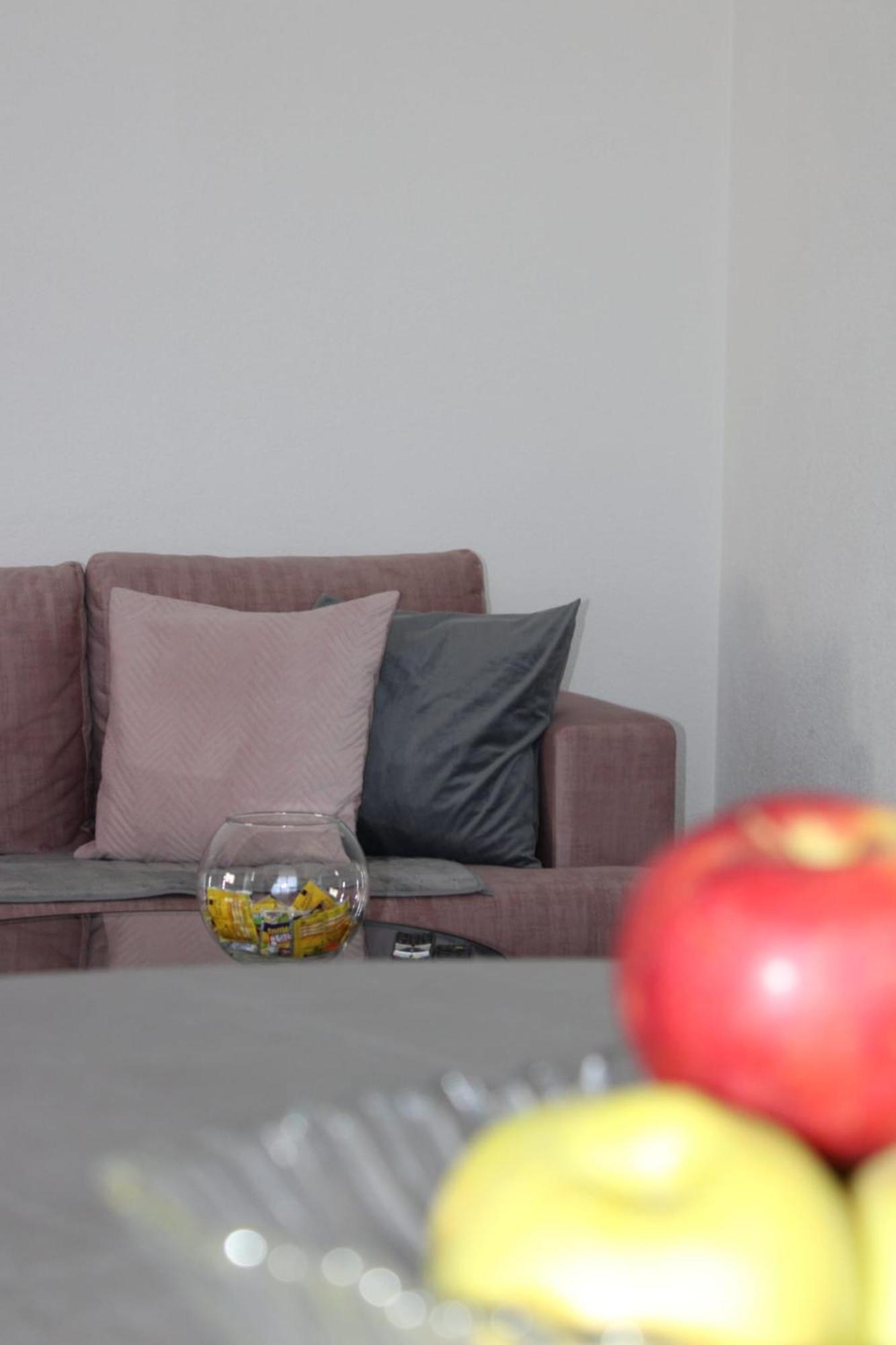 Apartment Merry - Free Garage & Parking Mostar Esterno foto