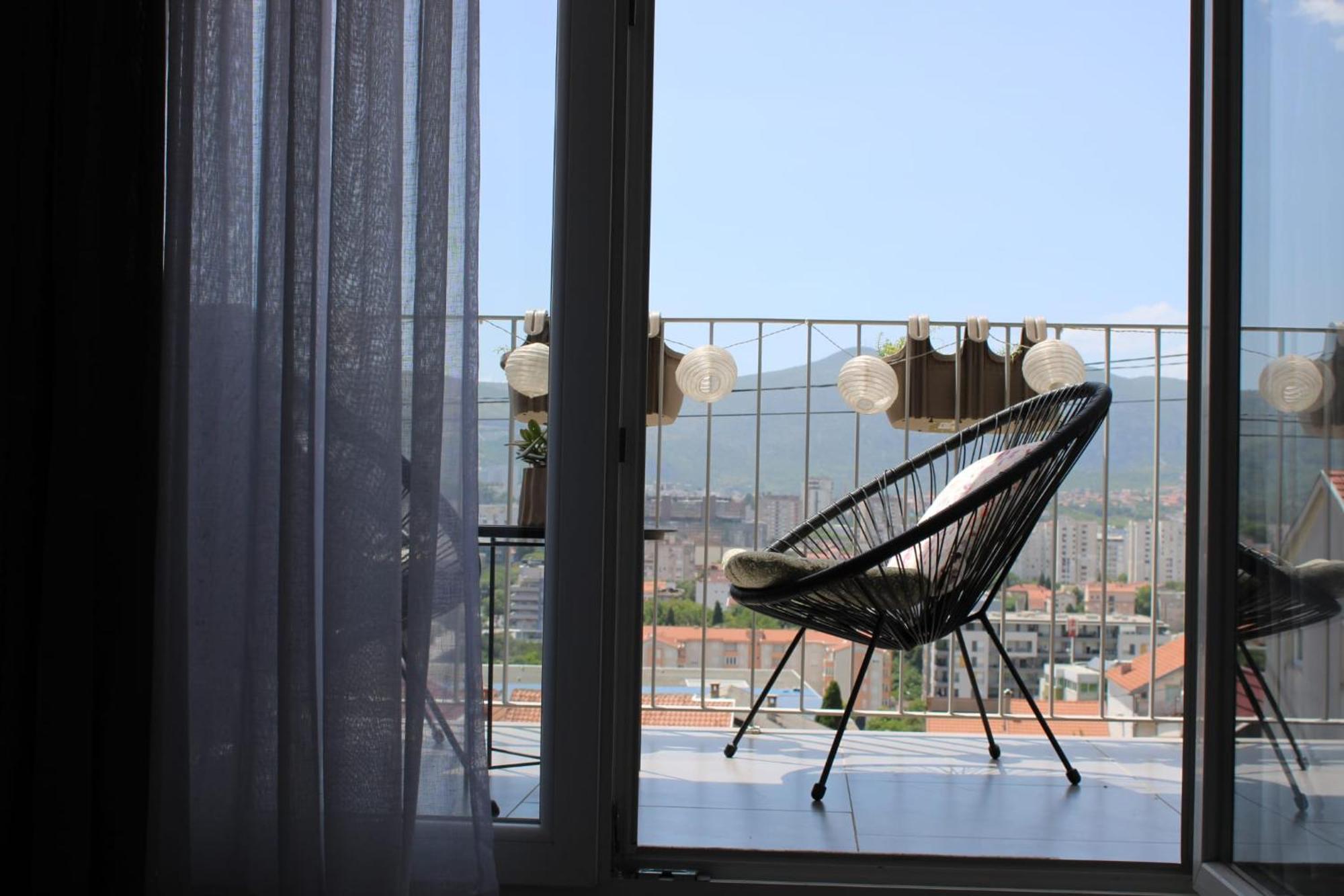 Apartment Merry - Free Garage & Parking Mostar Esterno foto