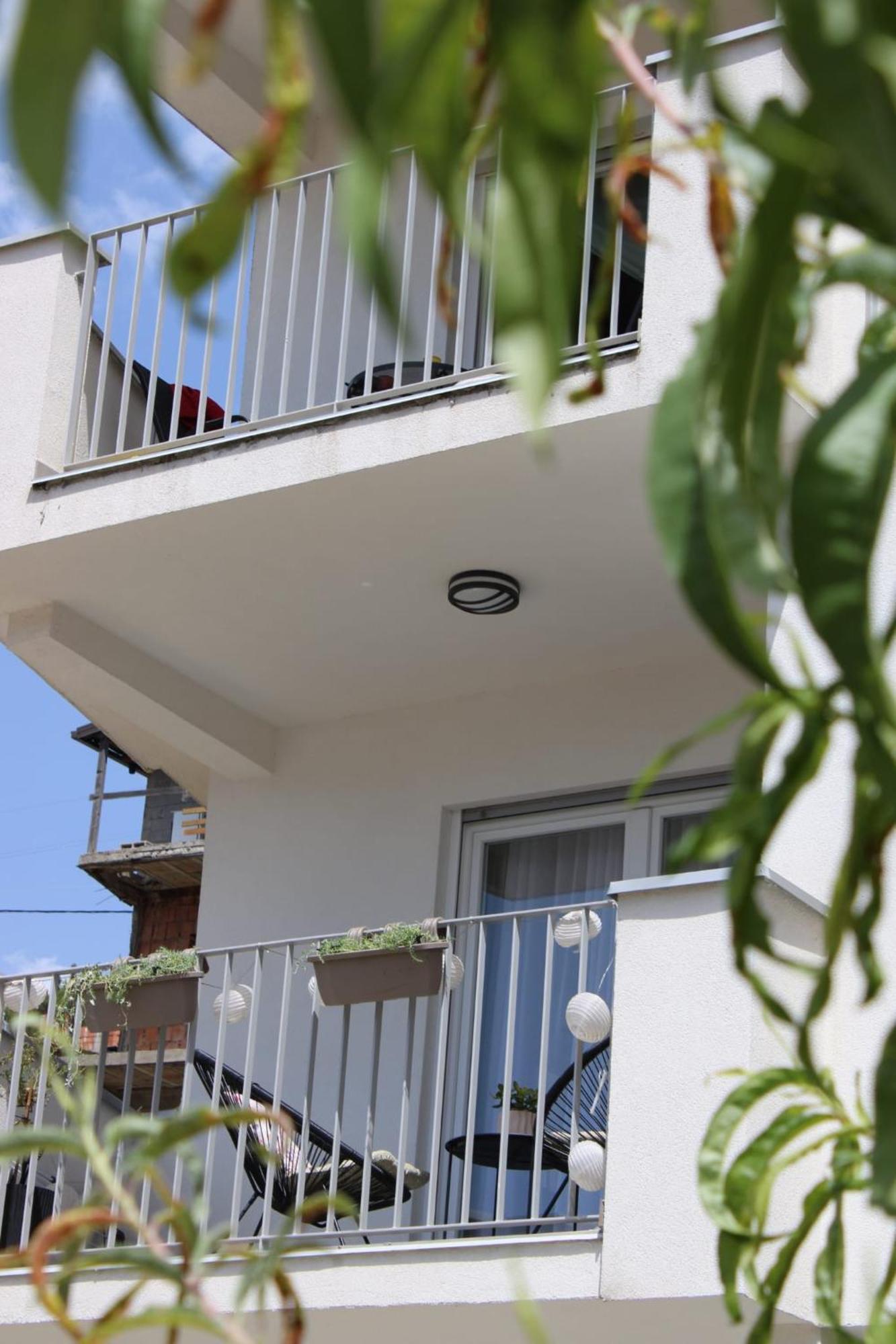 Apartment Merry - Free Garage & Parking Mostar Esterno foto