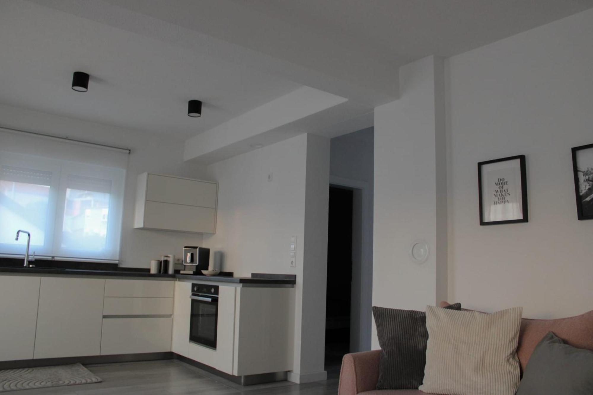 Apartment Merry - Free Garage & Parking Mostar Esterno foto